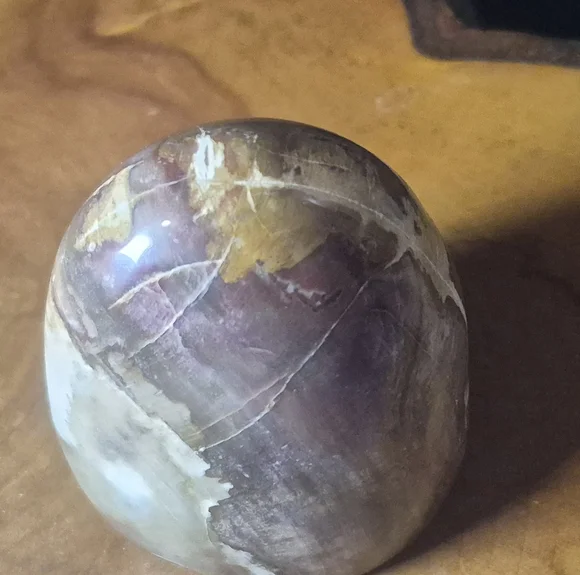 Beautiful brown and cream polished stone - Picture 3 of 9